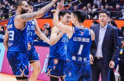 雷速体育app-山东男篮接连告捷，实现五连胜登上榜首