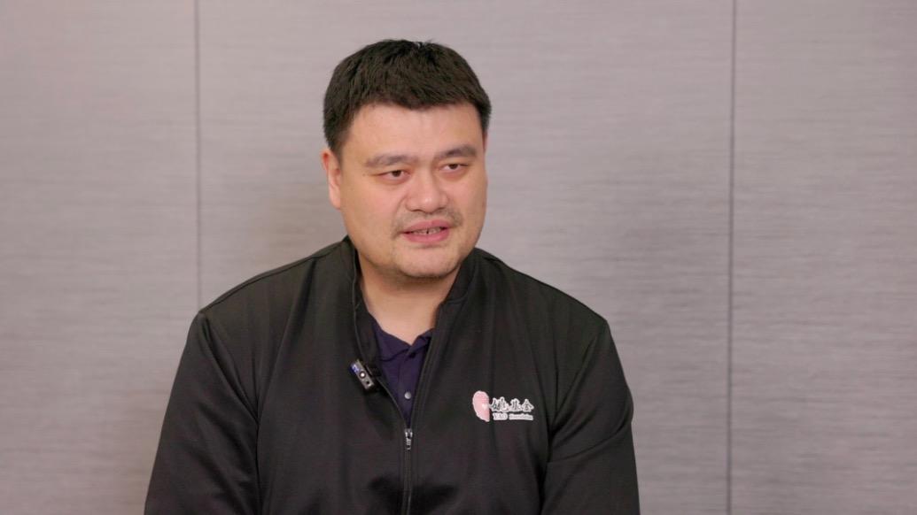 姚明呼吁全民支持篮球运动