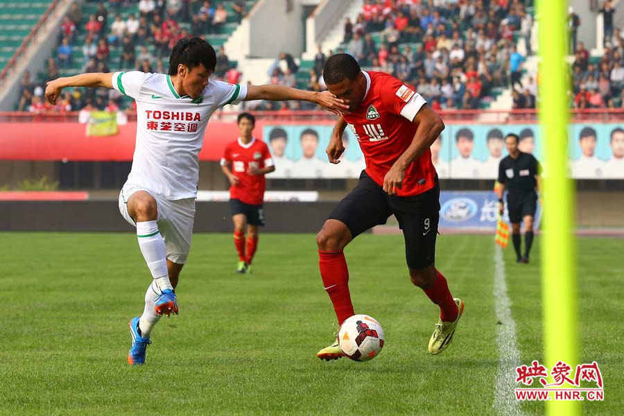 包含河南建业客场逆转浙江绿城，实现突破的词条