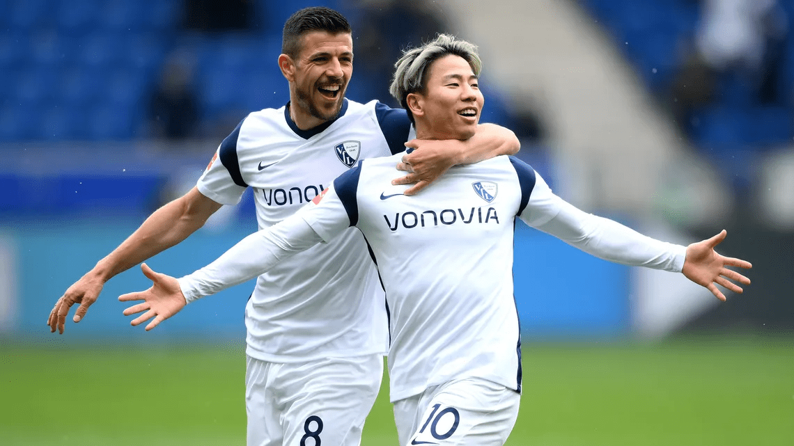 多特蒙德2-0击败波尔图取得三分的简单介绍