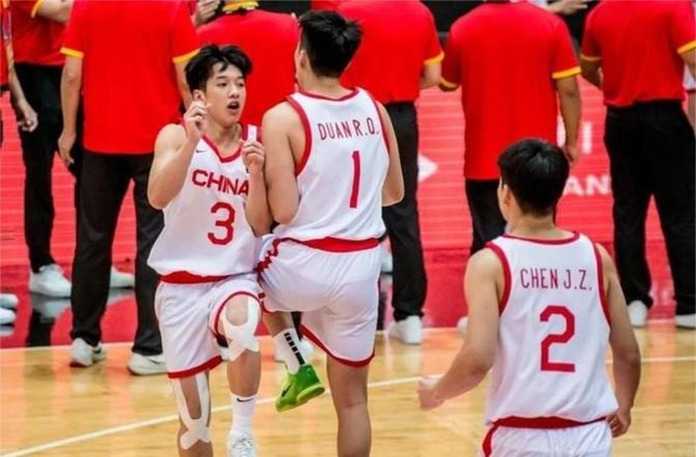 体育频道直播篮球巅峰对决,球队实力对拼 体育频道直播篮球巅峰对决,球队实力对拼