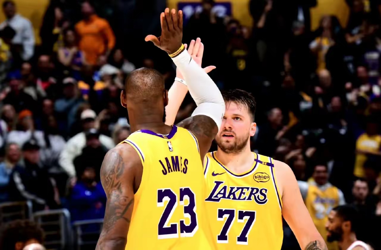 热火队豪取连胜,湖人队遭遇逆转 热火队豪取连胜,湖人队遭遇逆转