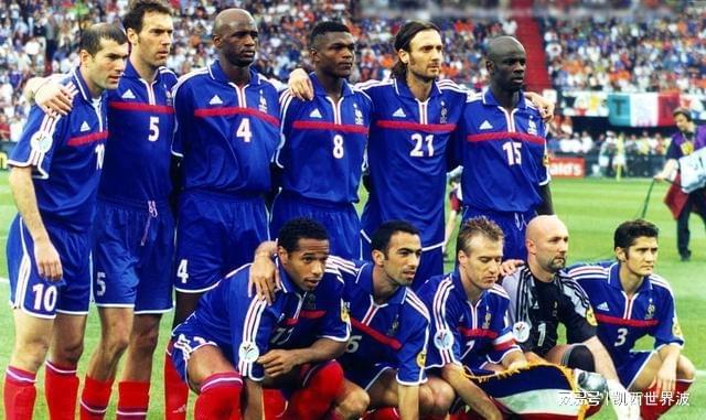 激烈角逐!欧洲国家杯赛掀起搏杀之战的简单介绍 激烈角逐!欧洲国家杯赛掀起搏杀之战的简单介绍